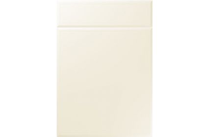 Unique Turin Ivory kitchen door