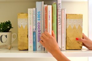DIY painted bookends for bedroom